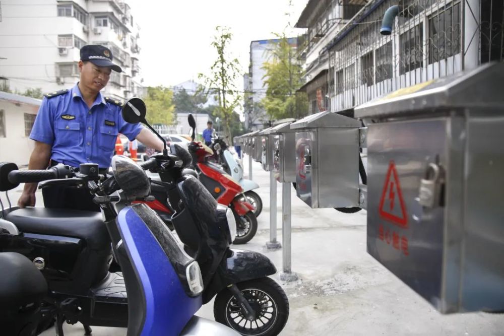376戶，徐州這個小區(qū)每家都有一個電動車充電樁